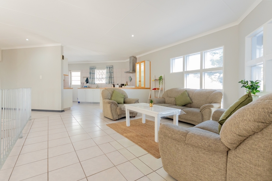 3 Bedroom Property for Sale in Myburgh Park Western Cape